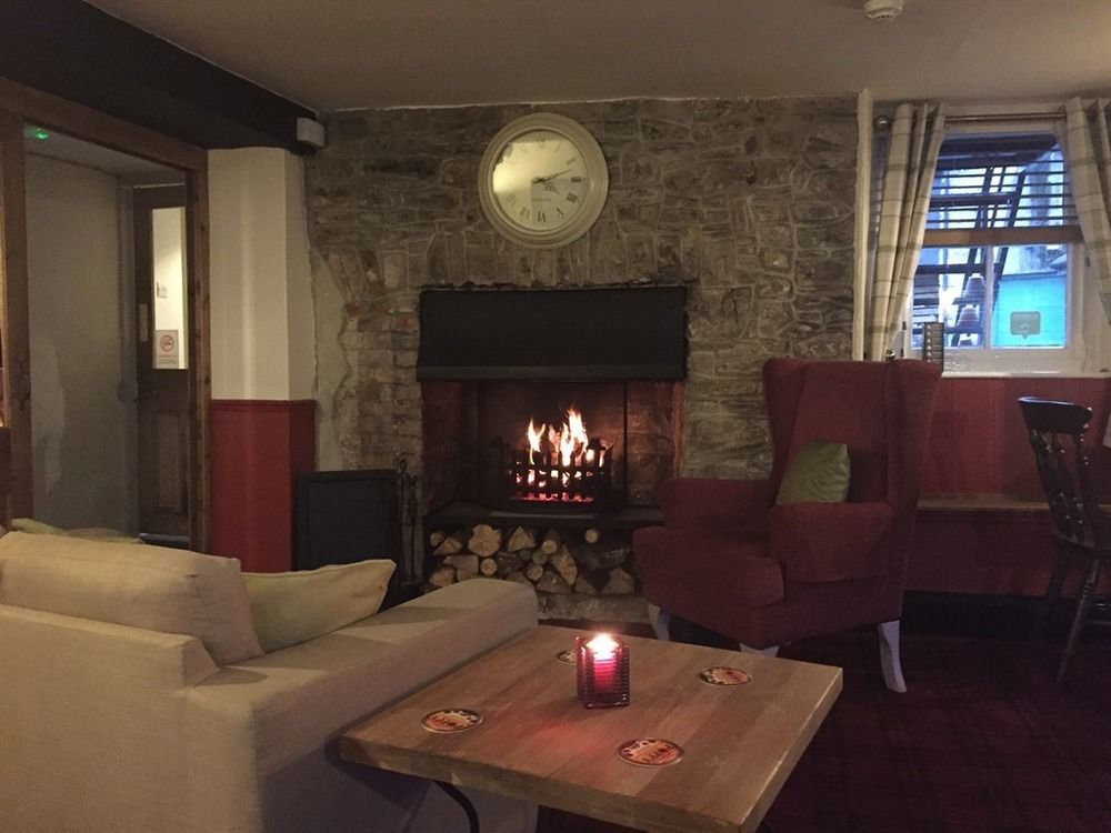 The Globe Inn Buckfastleigh Exterior foto